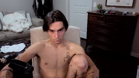 str8whiteboy21 online show from 08-01-26, 05:18
