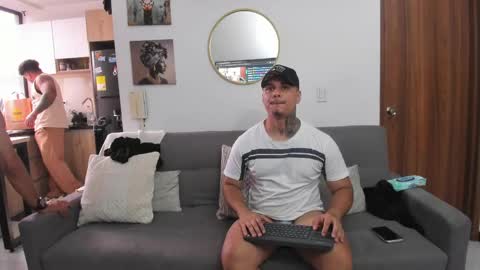 straight__friends online show from 05-14-26, 01:51