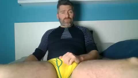 Snapshot of straightact chatting on 02-20-25, 10:15 straightact online show from 02-20-25, 10:15