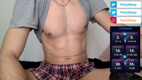 Snapshot of straightcalidick chatting on 02-08-25, 07:27 Cali online show from 02-08-25, 07:27