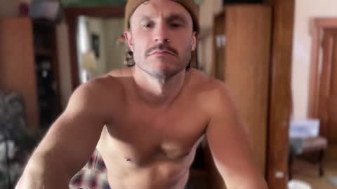 Cowboy Zuhly online show from 12-16-25, 08:58