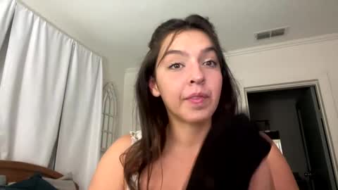 Snapshot of straightoutthetrailer chatting on 10-02-25, 03:13 lucille beatrice luficer call me lucy online show from 10-02-25, 03:13