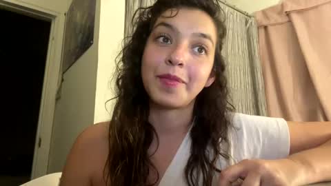 Snapshot of straightoutthetrailer chatting on 10-08-25, 02:31 lucille beatrice luficer call me lucy online show from 10-08-25, 02:31