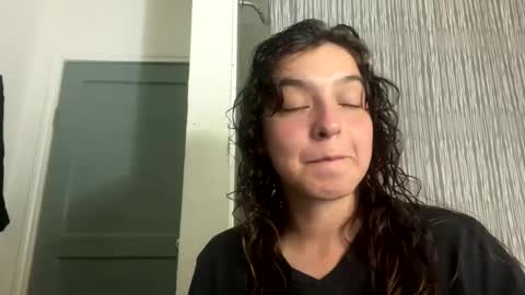 Snapshot of straightoutthetrailer chatting on 10-10-25, 02:32 lucille beatrice luficer call me lucy online show from 10-10-25, 02:32