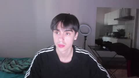 Ray online show from 04-12-26, 04:17