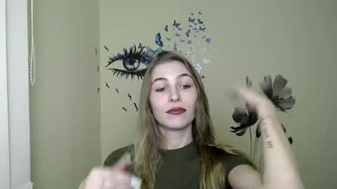 Amalia online show from 12-19-24, 01:51