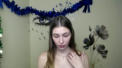 Amalia online show from 01-22-25, 04:02