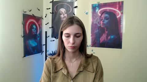 Amalia online show from 09-27-25, 06:18