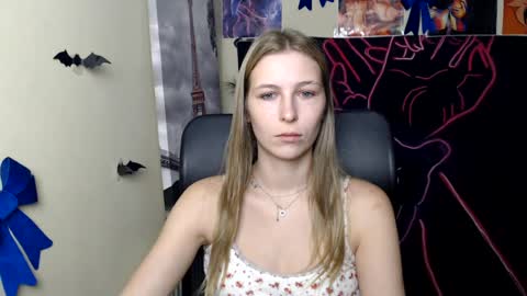 Amalia online show from 07-18-26, 06:17