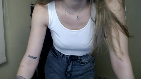 Amalia online show from 07-28-26, 11:17