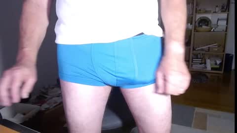 Snapshot of stratsh00ter chatting on 10-08-25, 07:17 stratsh00ter online show from 10-08-25, 07:17