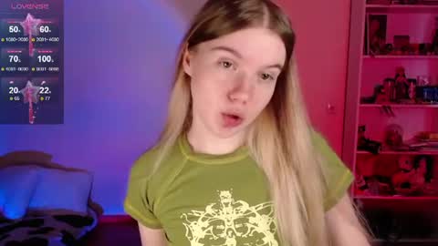Juli online show from 06-15-26, 03:09