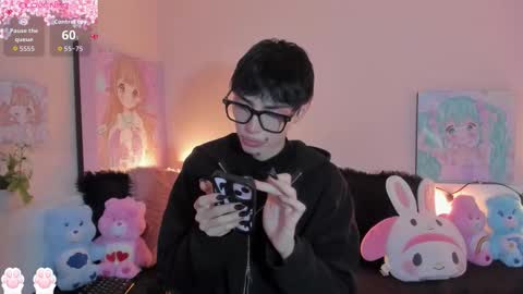 strawberry_kitty_ online show from 02-06-26, 03:55