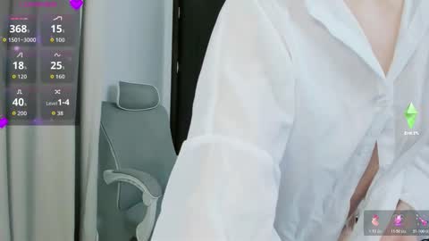 Snapshot of strawberry_loveee chatting on 11-09-25, 06:12 strawberry_loveee online show from 11-09-25, 06:12