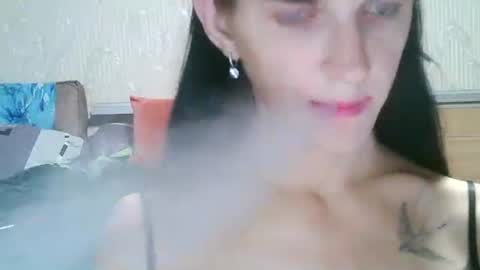 Strawberry Storm online show from 10-05-25, 09:24