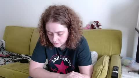Strawberrylotsacake online show from 05-19-26, 04:35
