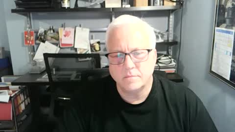 Snapshot of strkgforyou chatting on 09-15-25, 09:37 Stroking For You online show from 09-15-25, 09:37