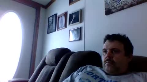 Snapshot of strokenmycock78 chatting on 02-01-26, 09:24 strokenmycock78 online show from 02-01-26, 09:24