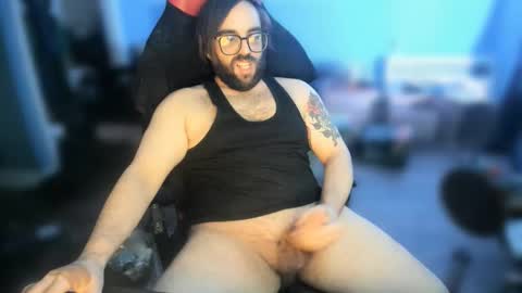 Snapshot of strokingslow420 chatting on 12-18-25, 05:57 Johnny online show from 12-18-25, 05:57