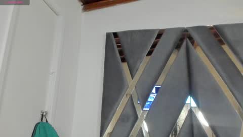 Snapshot of strong_girl_ chatting on 01-30-25, 11:01 Alexa online show from 01-30-25, 11:01