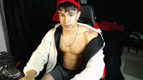 Snapshot of strong_jackxxx chatting on 01-04-25, 04:44 Daddy Jack online show from 01-04-25, 04:44