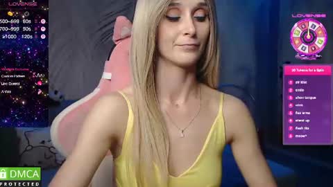 Snapshot of strongalice chatting on 06-08-26, 09:48 The best athletic body on the site online show from 06-08-26, 09:48