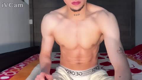 stronghardlatino online show from 04-24-26, 06:05