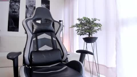 Samuel online show from 11-05-25, 01:55