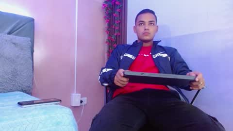 Snapshot of studentdeivy chatting on 02-04-26, 10:32 DEIVY online show from 02-04-26, 10:32