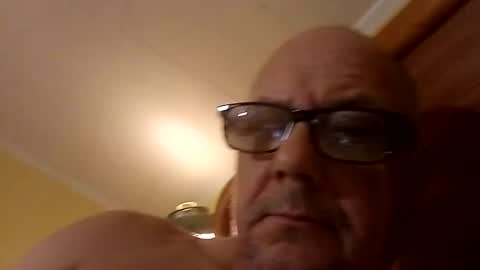 studforyou25 online show from 10-24-25, 09:17