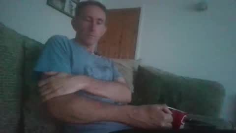 Snapshot of stuuuey73 chatting on 06-08-26, 04:13 stuuuey73 online show from 06-08-26, 04:13