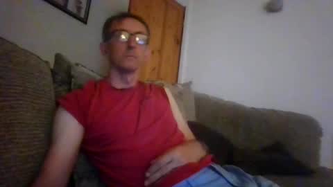 Snapshot of stuuuey73 chatting on 06-19-26, 09:18 stuuuey73 online show from 06-19-26, 09:18