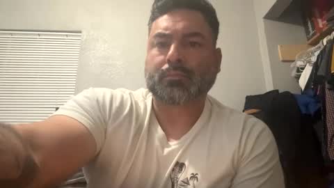 Snapshot of suavecito67 chatting on 02-26-25, 02:26 suavecito67 online show from 02-26-25, 02:26