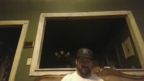 Snapshot of sub_michael41 chatting on 11-18-25, 05:01 sub_michael41 online show from 11-18-25, 05:01