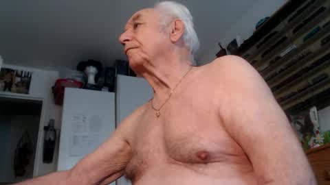 Snapshot of subibuns chatting on 11-07-25, 11:54 Marcel online show from 11-07-25, 11:54