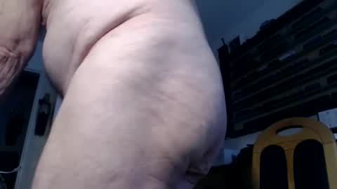 Snapshot of subibuns chatting on 02-03-26, 08:08 Marcel online show from 02-03-26, 08:08