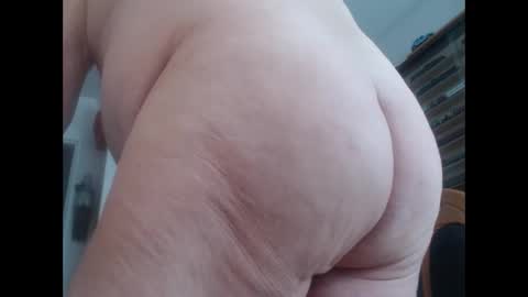 Snapshot of subibuns chatting on 03-25-26, 08:31 Marcel online show from 03-25-26, 08:31