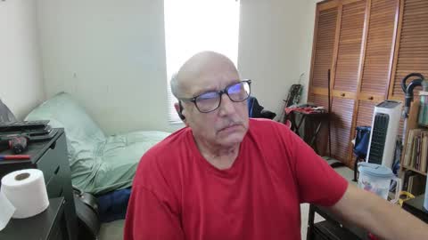 Snapshot of sublcr chatting on 10-12-25, 09:47 sublcr online show from 10-12-25, 09:47