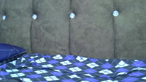 Snapshot of submissive_slut001 chatting on 12-28-24, 04:52 submissive_slut001 online show from 12-28-24, 04:52