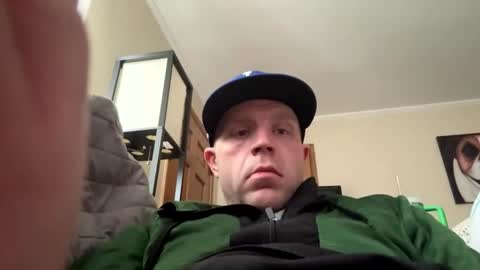 submissivebrett381 online show from 04-18-26, 07:58
