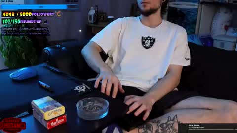 Im Substanc3  online show from 11-16-25, 08:47