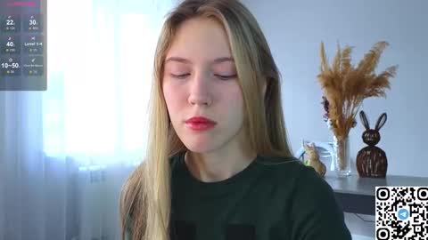 Snapshot of succubelle chatting on 10-24-25, 06:21 Eda online show from 10-24-25, 06:21