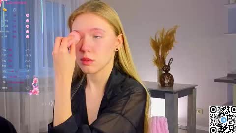 Snapshot of succubelle chatting on 11-30-25, 06:39 Eda online show from 11-30-25, 06:39