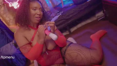 Succubus RoseMilk online show from 11-17-25, 11:21