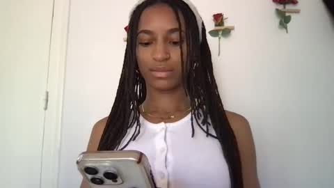 Snapshot of succubussirena chatting on 05-28-26, 10:56 Succubus Sirena online show from 05-28-26, 10:56