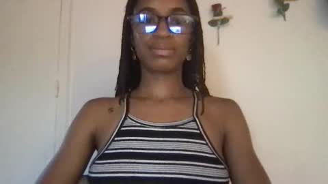 Snapshot of succubussirena chatting on 05-30-26, 07:00 Succubus Sirena online show from 05-30-26, 07:00