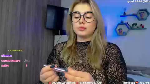 Snapshot of suchcute_ chatting on 02-23-26, 03:26 suchcute_ online show from 02-23-26, 03:26