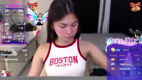 Snapshot of suckablechick chatting on 12-26-24, 05:58 Marry online show from 12-26-24, 05:58