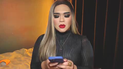 Snapshot of suckablecockoffreya chatting on 12-17-24, 02:12 JADE ELYSE online show from 12-17-24, 02:12