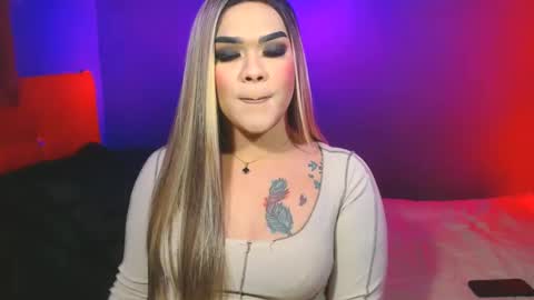 Snapshot of suckablecockoffreya chatting on 01-19-25, 09:34 JADE ELYSE online show from 01-19-25, 09:34